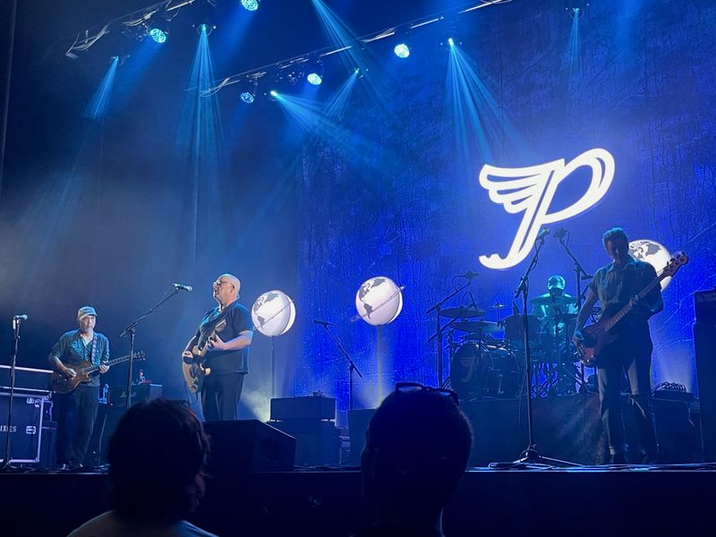 Pixies at St James Theatre, Wellington, 26 November 2025